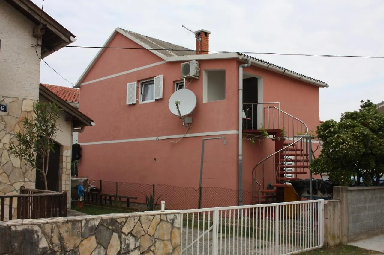 Apartment Nin 6149B