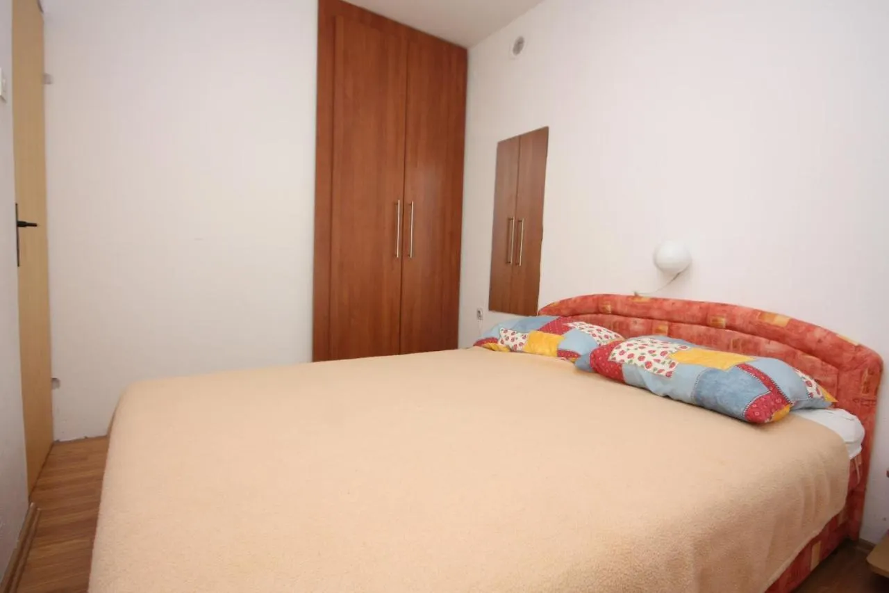 Apartment Nin 6149B
